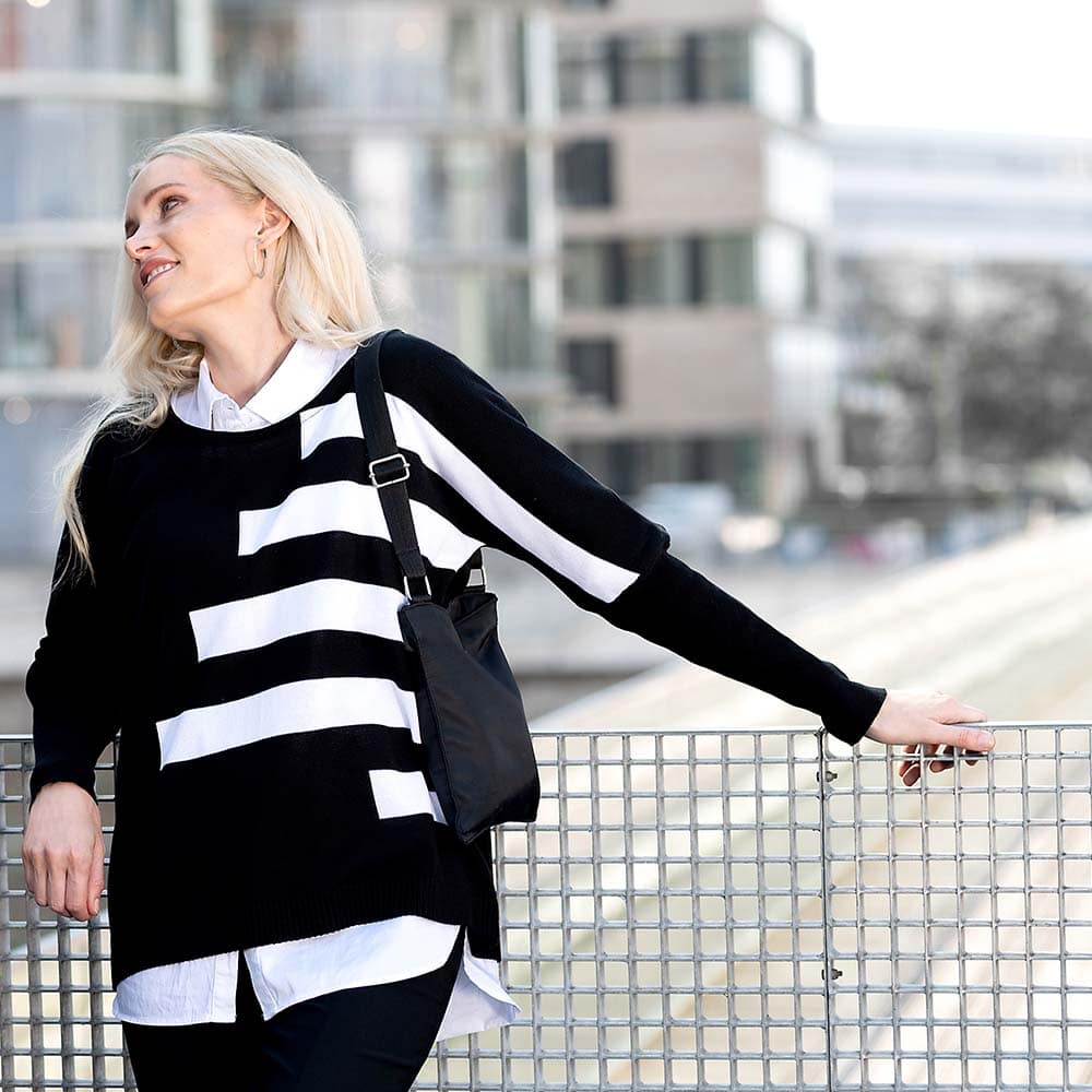 Pullover Fledermaus Black and White