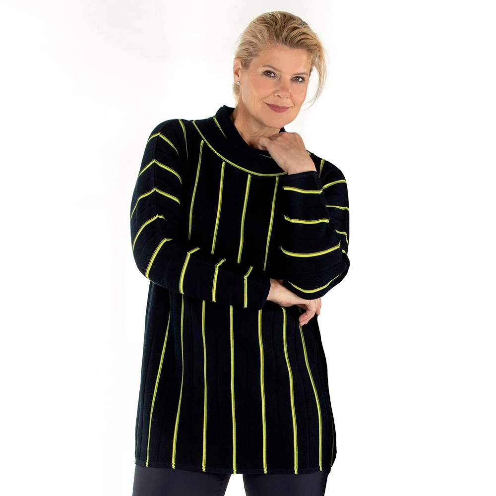 Pullover mit Streifen